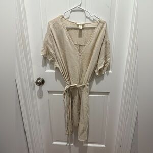 H & M NWOT Beige V-Neck linen  Belted Dress